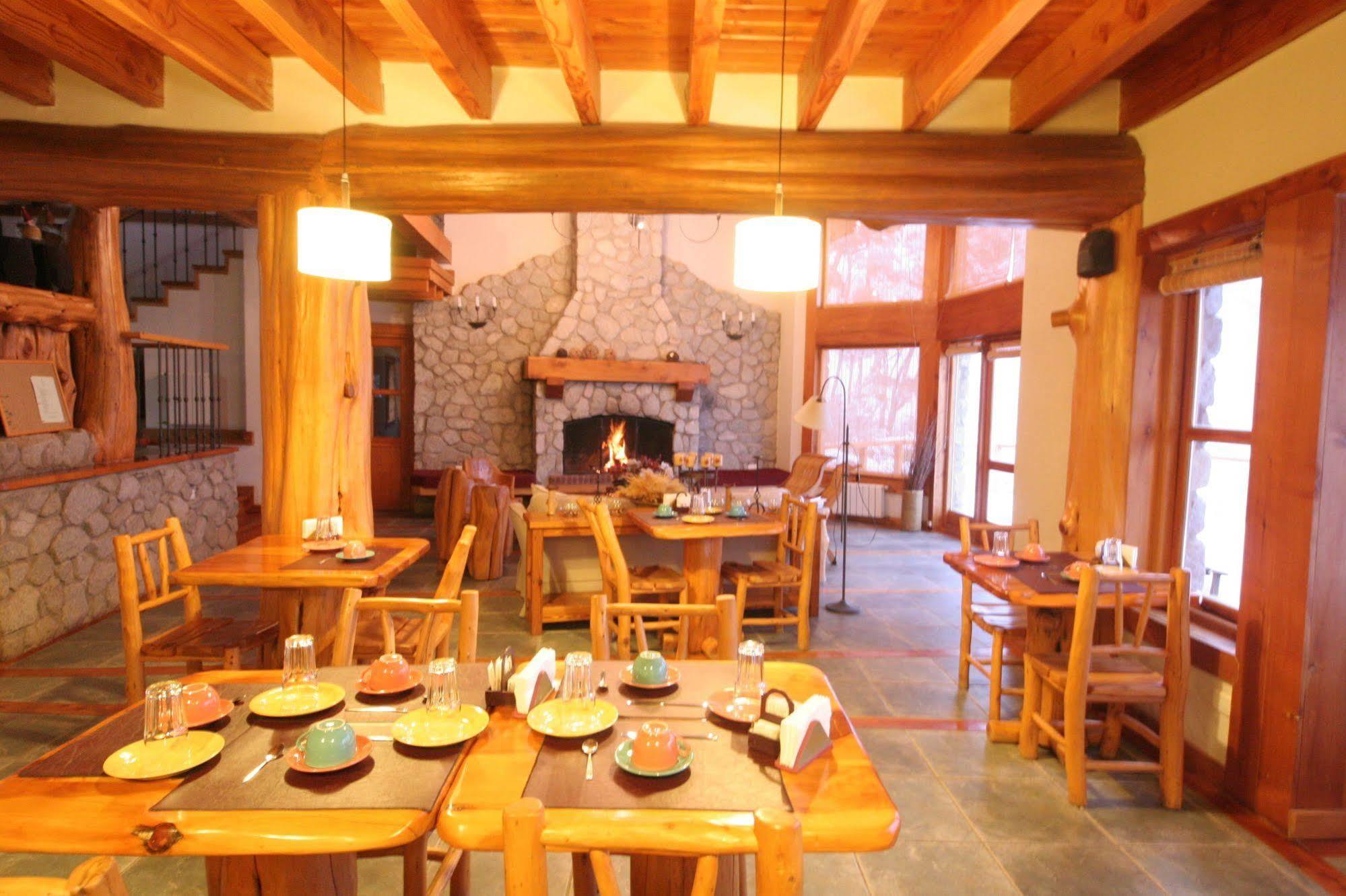 El Bosque By Dot Tradition Villa La Angostura Bagian luar foto